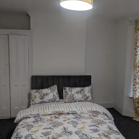 Contractors Accommodation In Gillingham - Ideal For Long And Short Stay Exterior photo
