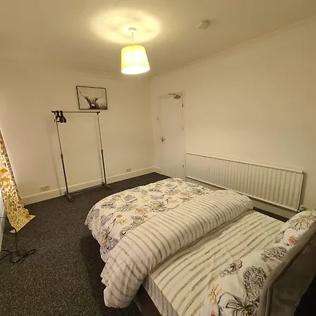 Contractors Accommodation In Gillingham - Ideal For Long And Short Stay Exterior photo