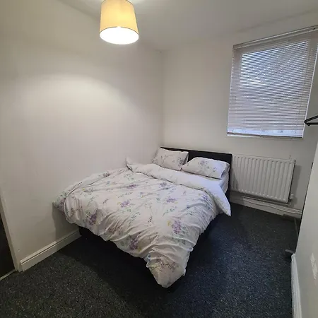 Contractors Accommodation In Gillingham - Ideal For Long And Short Stay Exterior photo