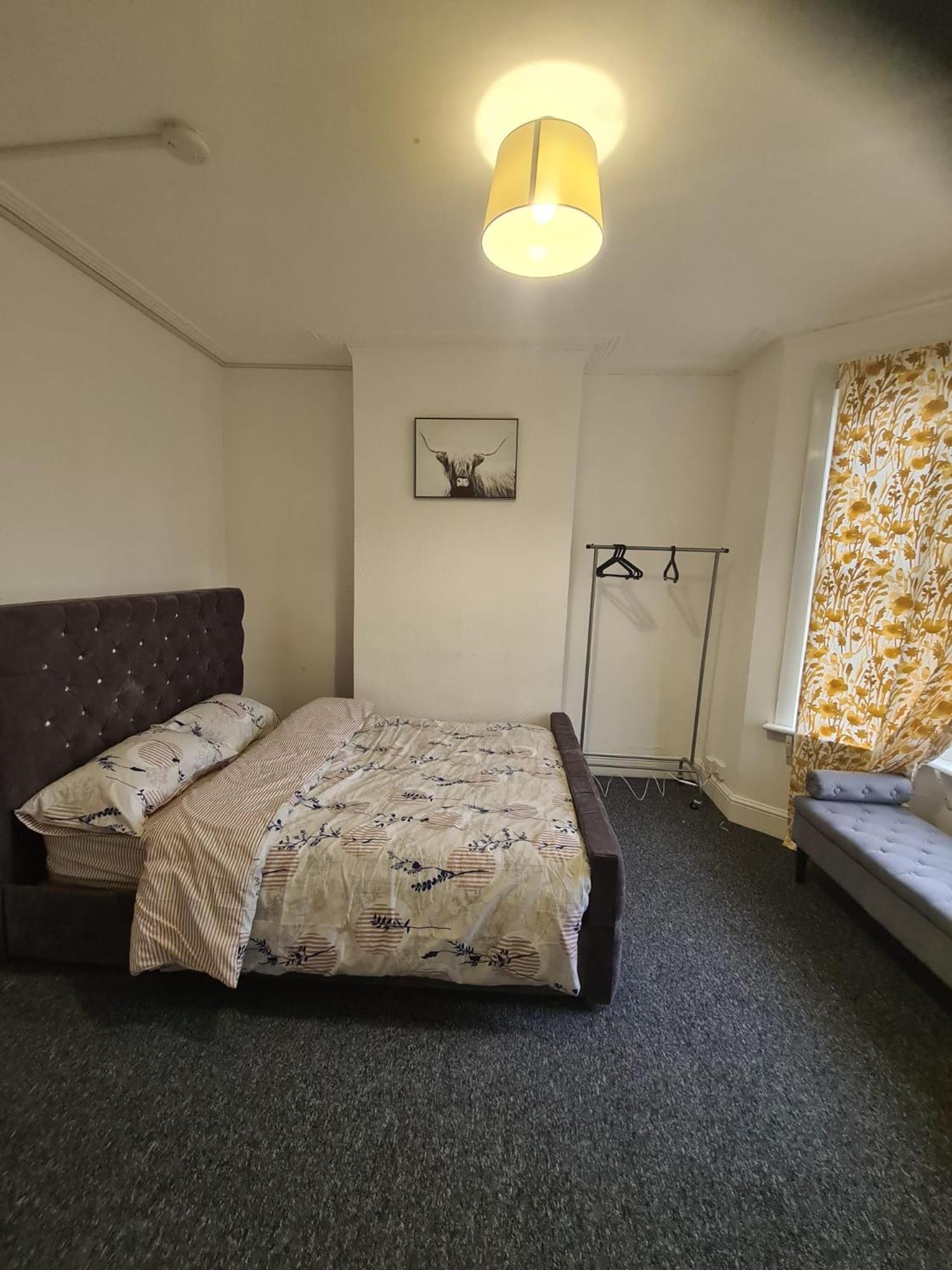 Homestay Contractors In Gillingham - Ideal For Long And Short *