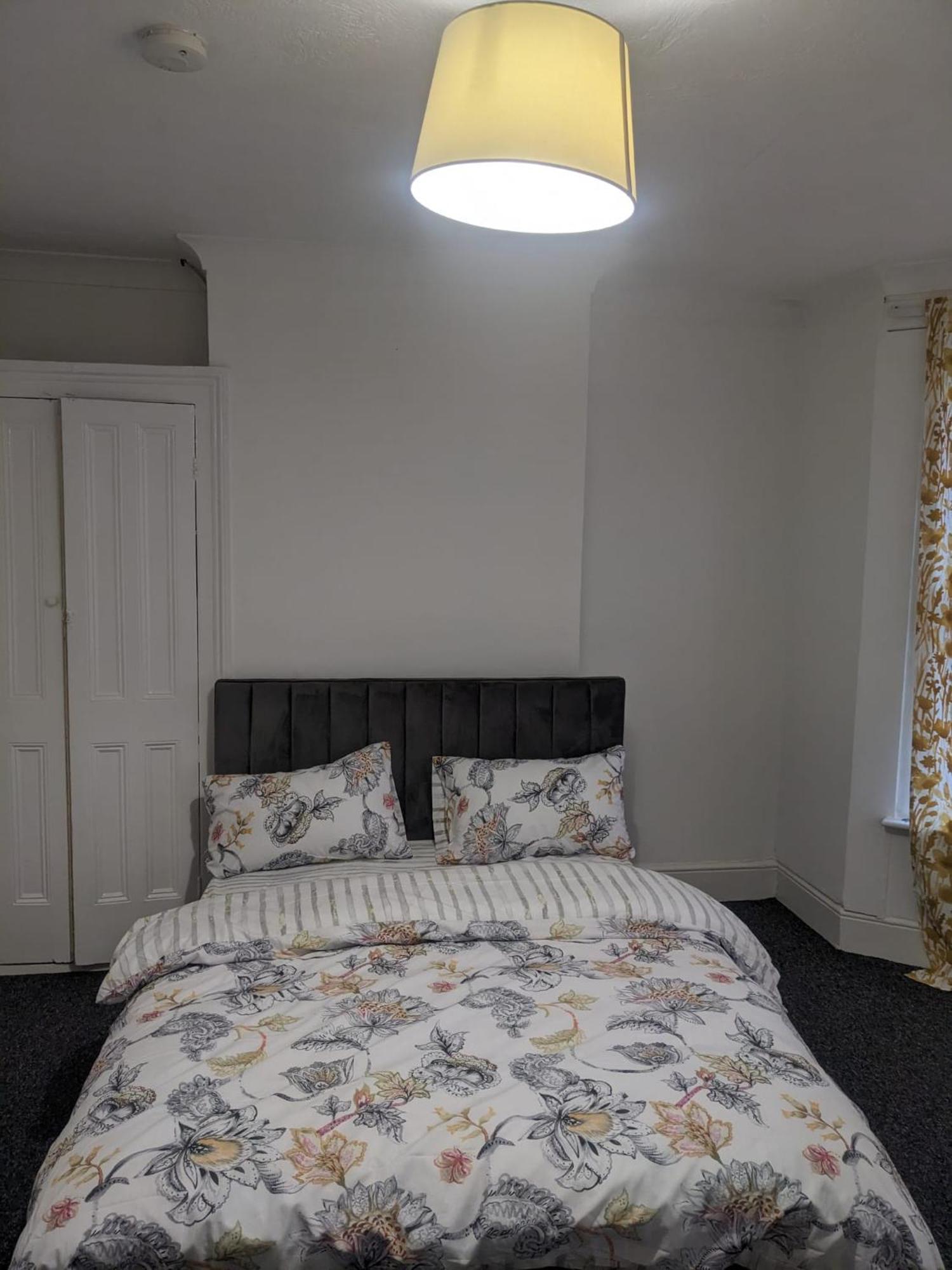 Contractors In Gillingham - Ideal For Long And Short * Gillingham (Kent)