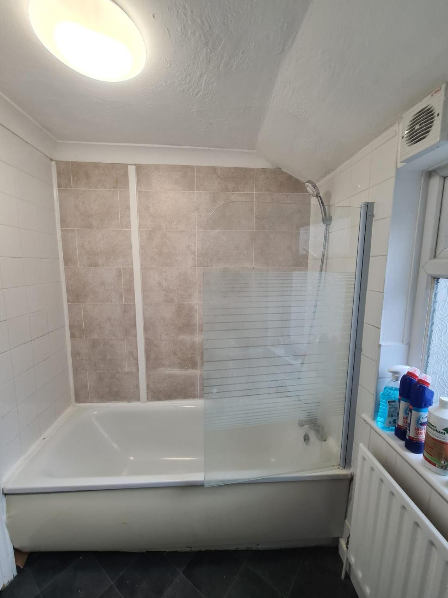 Contractors In Gillingham - Ideal For Long And Short Gillingham (Kent)
