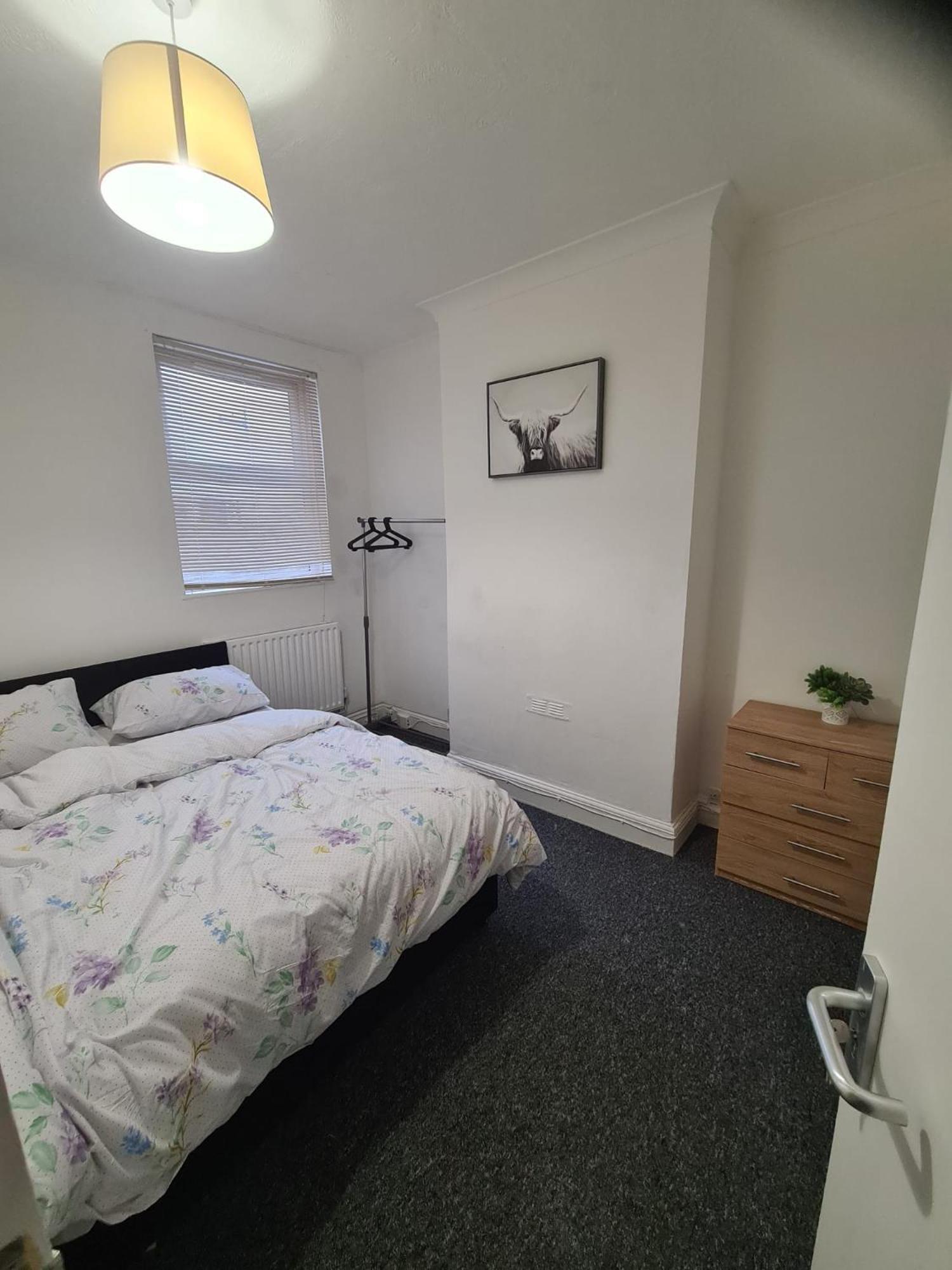 Homestay Contractors In Gillingham - Ideal For Long And Short